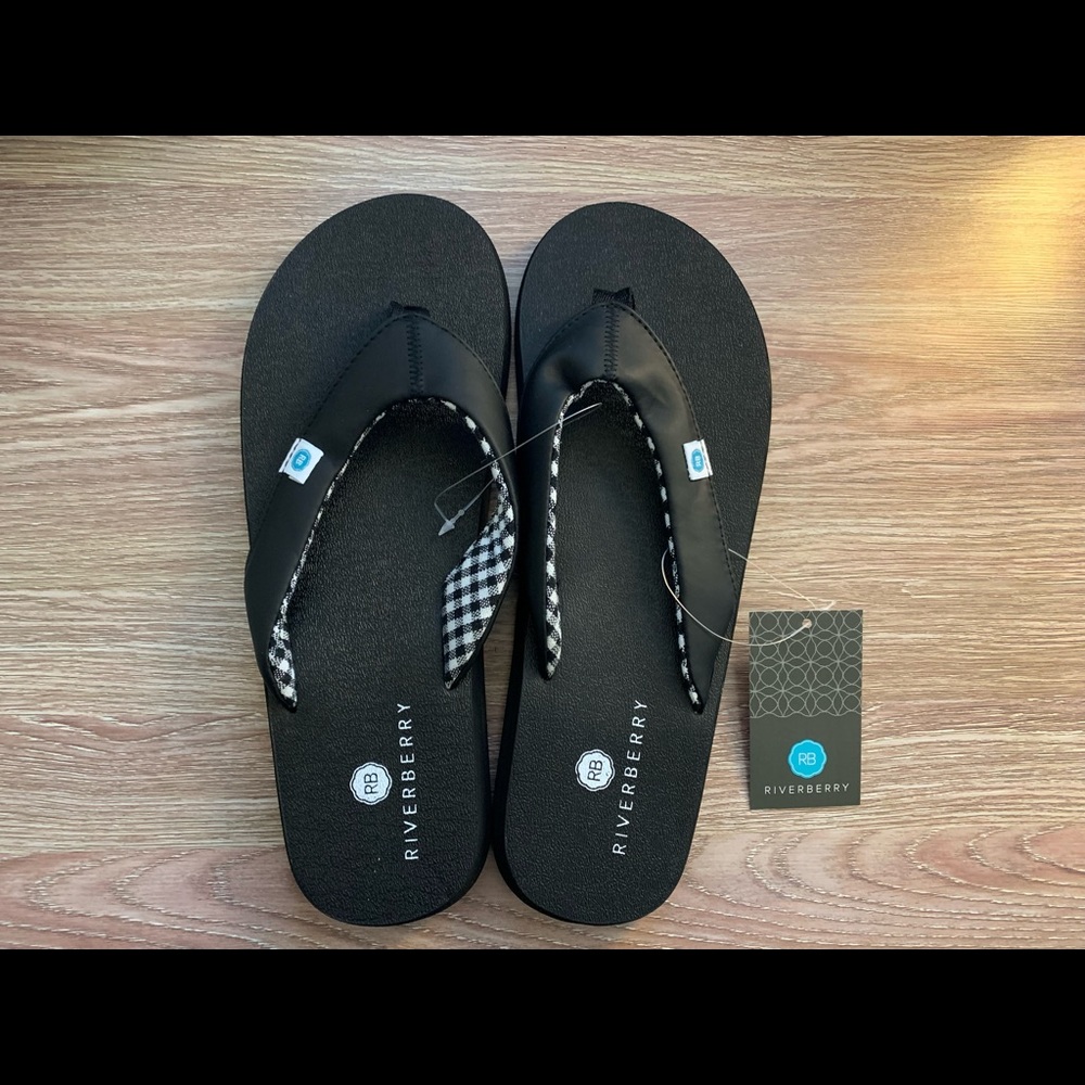 COPY - Riverberry Yoga Flip Flops Size 11